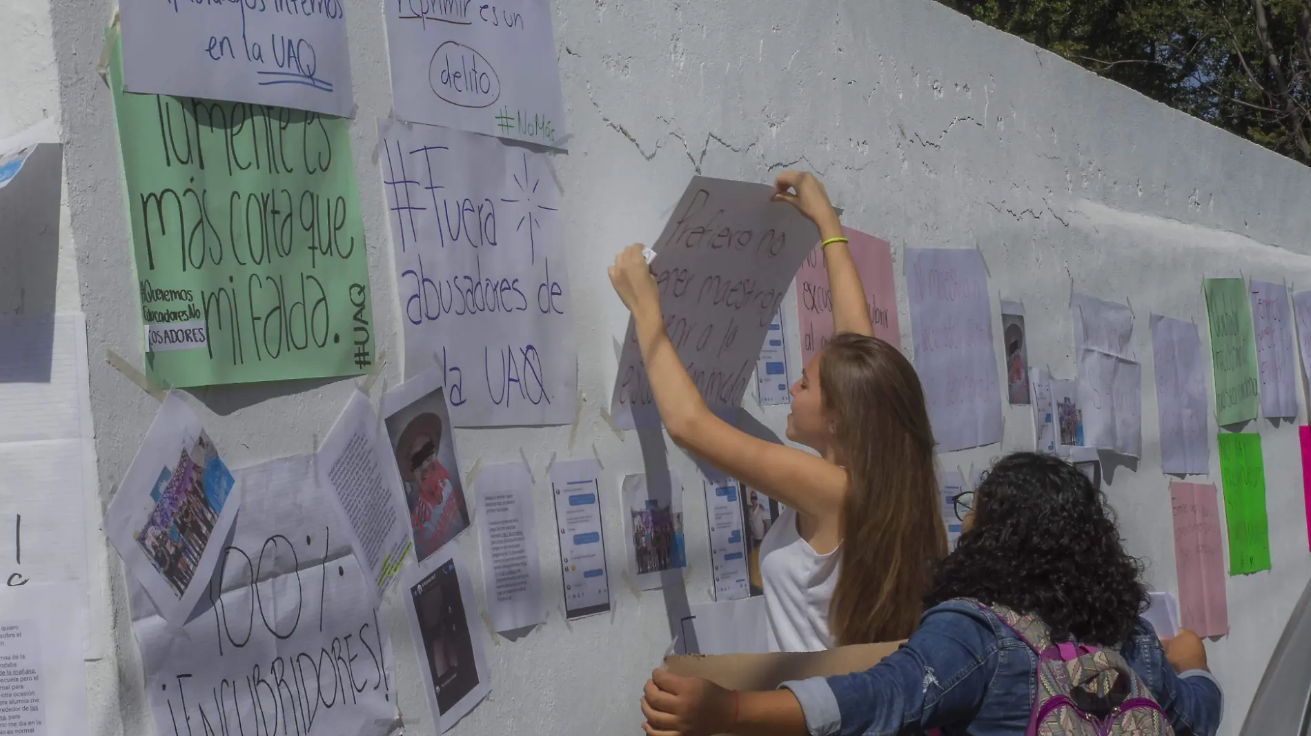 La semana pasada se realizó una manifestación en contra de los profesores acosadores. Foto César Ortiz.  El Sol de San Juan del Río.